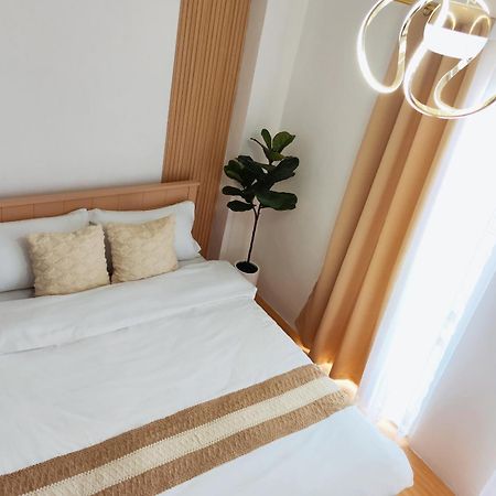 Paradise Realm Condotel Paranaque City ภายนอก รูปภาพ